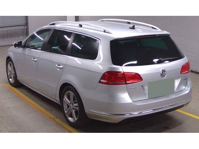Image for 2015 Volkswagen Passat R-Line Edition 1.4 TSI Petrol Auto