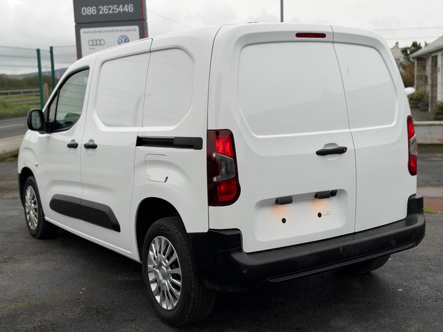 Image for 2022 Toyota Proace L1 ICON