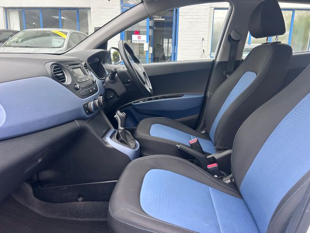 Image for 2015 Hyundai i10 2015 HYUNDAI I10 1.0 DELUXE AUTOMATIC