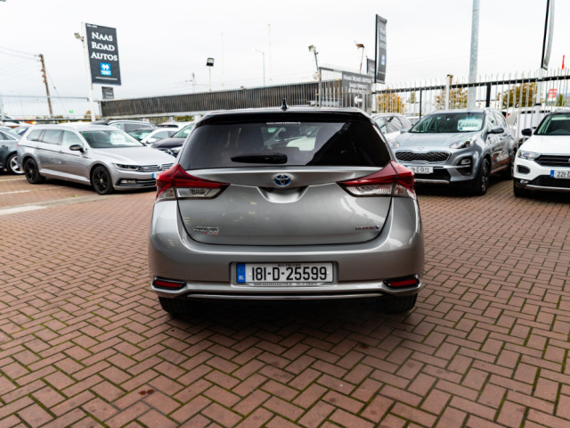 Image for 2018 Toyota Auris Hybrid Luna Sport 4DR Auto