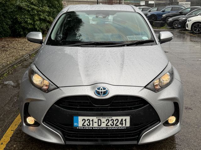 Image for 2023 Toyota Yaris 1.5 Hybrid Luna