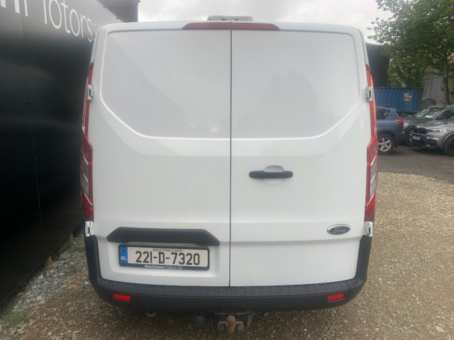 Image for 2022 Ford Transit Custom 2.0 TDCI 105 PS LEADER SWB // PRICE EXCL. VAT // 01/26 CVRT // ONE OWNER // FULL SERVICE HISTORY // 
