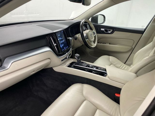 Image for 2018 Volvo XC60 D4 Momentum 2.0 190HP AWD Auto