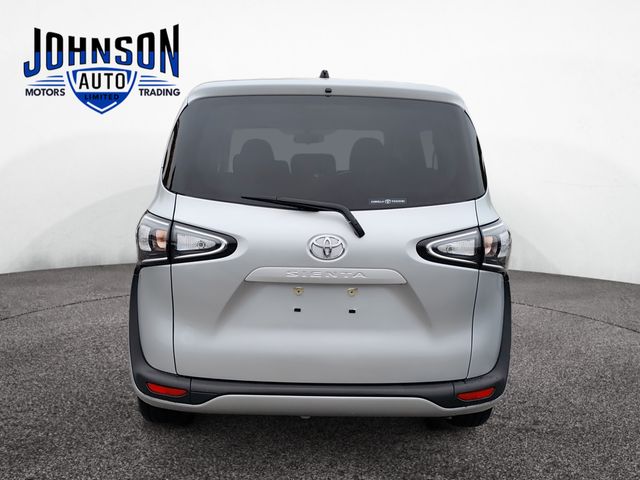 Image for 2018 Toyota Sienta 1.5 Petrol Auto