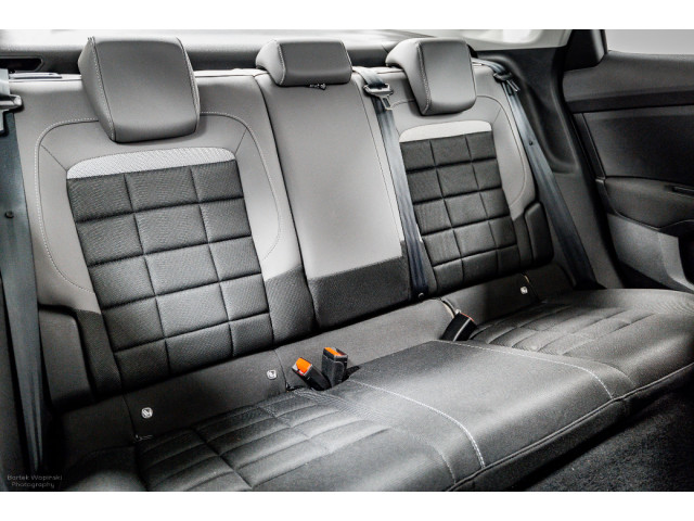 Image for 2025 Citroen C4 X PLUS Hybrid Auto 145HP