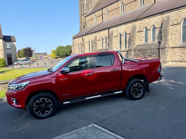 Image for 2017 Toyota Hilux 
