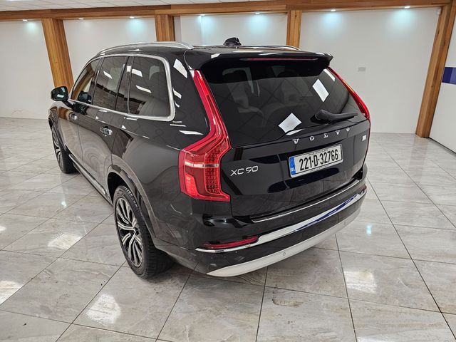 Image for 2022 Volvo XC90 TINY MILEAGE // T8 Inscription