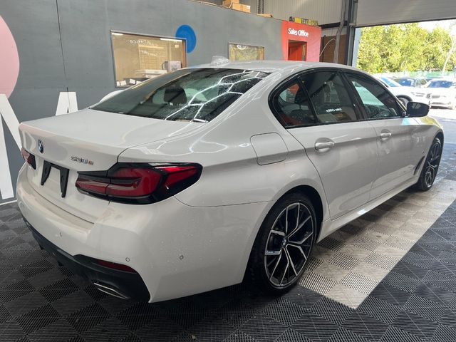 Image for 2021 BMW 5 Series 2021 BMW 5 4d 530E M-SPORT EDITION JOY+ AUTOMATIC / CRUISE CONTROL / PARKING CAMERA / ELECTRIC MEMORY & HEATED SEATS / PADDLE SHIFTERS / AMBIENT LIGHTS AND MORE