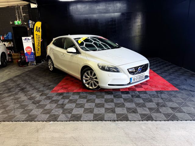 Image for 2015 Volvo V40 D2 SE PS 5DR Auto