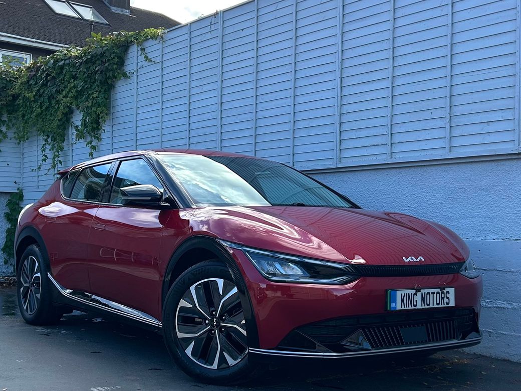 Image for 2022 Kia EV6 AIR / 77 KWH / 96.4% SOH / LEATHER / PARK CAMERA / APPLE / ONE OWNER /*FINANCE AVAILABLE*