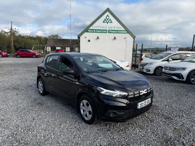 Image for 2025 Dacia Sandero Essential TCe 90 5Sp GSR2