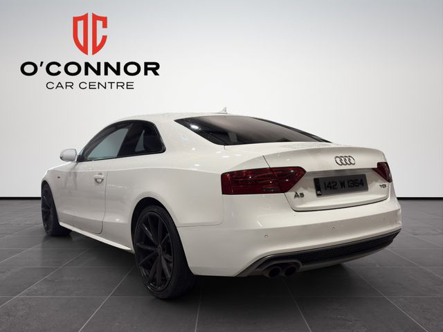 Image for 2014 Audi A5 "Coupe styling with diesel efficiency — the best of both worlds on four wheels"
