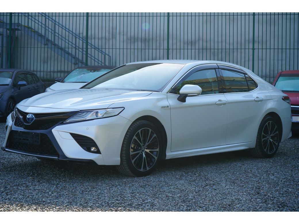 Image for 2019 Toyota Camry WS Hybrid 