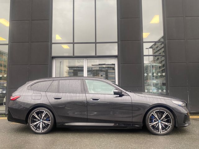 Image for 2025 BMW 5 Series Touring 530e M-Sport Auto (PHEV)