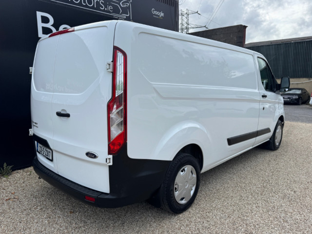Image for 2022 Ford Transit Custom 2.0 TDCI 105 PS LWB // PRICE EXCL. VAT // 03/27 CVRT // WET BELT/TIMING BELT REPLACED // ONE OWNER // GREAT CONDITION // FULL SERVICE HISTORY // 