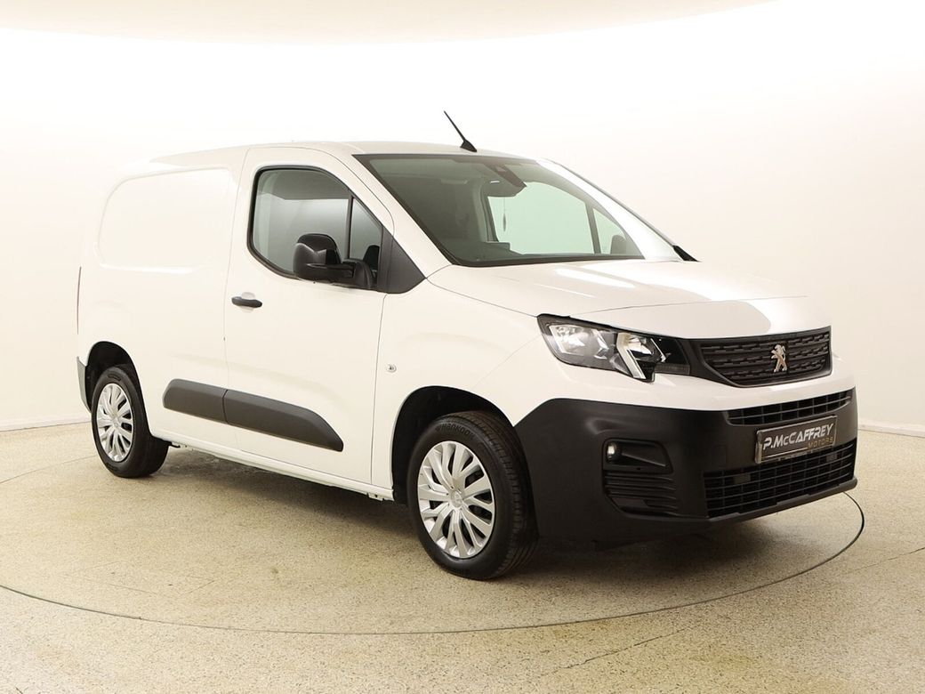 Image for 2022 Peugeot Partner 