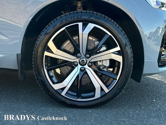 Image for 2025 Volvo XC60 T6 Ultra Dark AWD PHEV--Ventilated Nappa Leather, Integrated Booster Seats, Foldable Towbar--From €632 p/m
