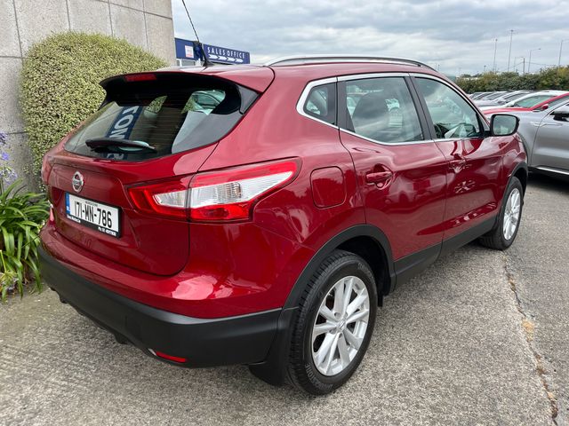 Image for 2017 Nissan Qashqai SV 1.5 DIESEL //HIGH SPEC//PANORAMIC GLASS ROOF//REVERSE CAMERA// 