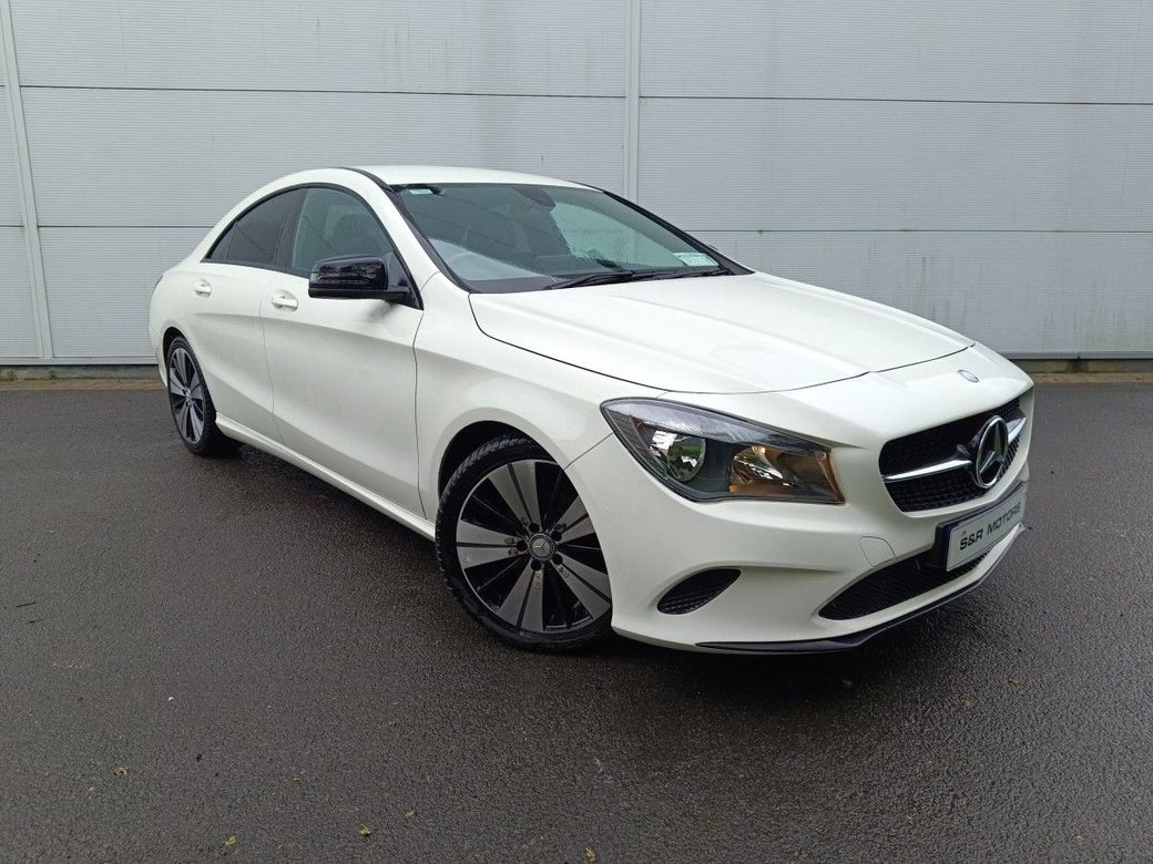 Image for 2017 Mercedes-Benz CLA Class CLA 180 D URBAN 4dr Saloon Leather interior