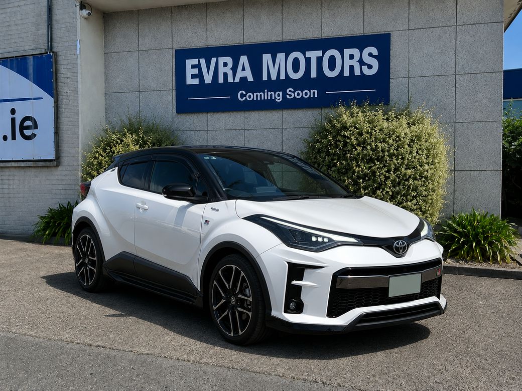 Image for 2022 Toyota C-HR GR SPORT AUTOMATIC HYBRID 1.8 PETROL //LOW MILES//HIGH SPEC//HALF LEATHER HEATED SEATS//360 PARKING CAMERAS//KEYLESS ENTRY//ADAPTIVE CRUISE CONTROL//