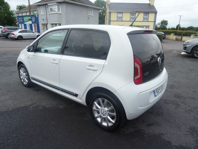 Image for 2016 Volkswagen up! Club UP 1 0 M5F 5DR 75HP 4D