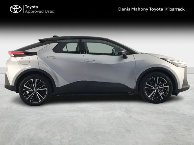 Image for 2025 Toyota C-HR PHEV SOL