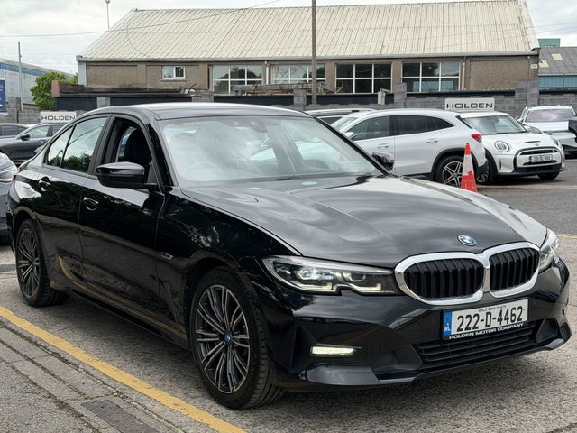 Image for 2022 BMW 3 Series SE. REAR CAMERA.2 KEYS