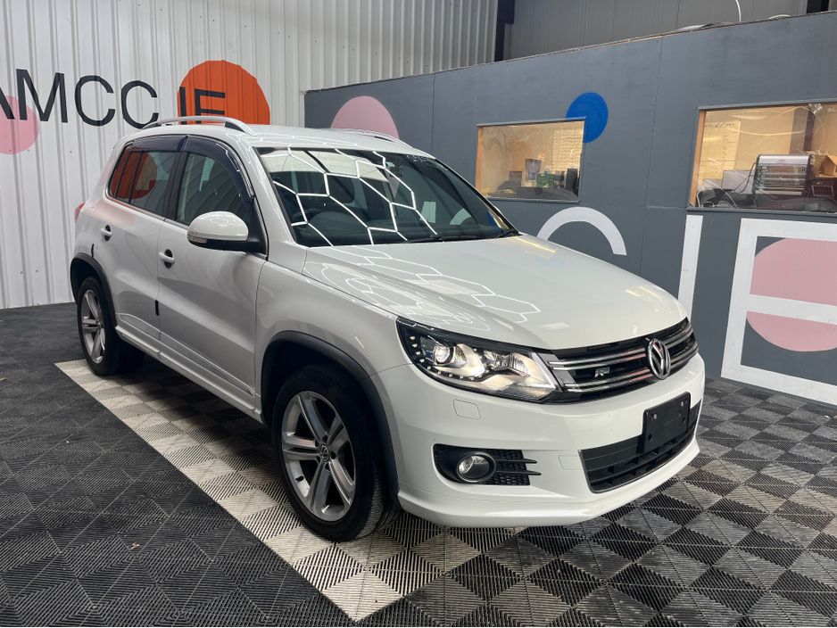 Image for 2016 Volkswagen Tiguan 1.4 TSI R LINE / 77k KMs / REVERSE CAMERA & MORE
