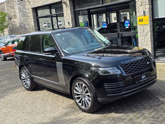 Image for 2018 Land Rover Range Rover 3.0 TDV6 AUTOBIOGRAPHY. HUGE SPEC. FINANCE ARRANGED. SIMI. AA APPROVED.