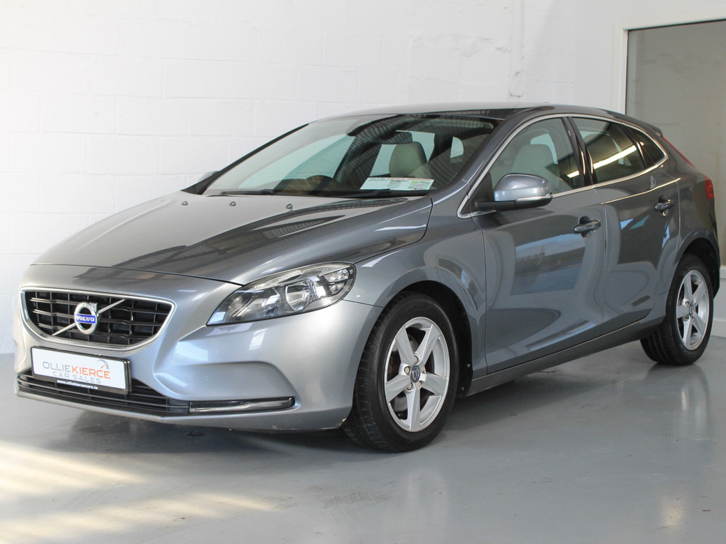 Image for 2016 Volvo V40 D2 SE ED 5DR
