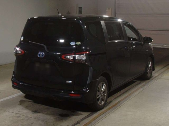 Image for 2017 Toyota Sienta 1.5 HYBRID 7 SEATER - MODELISTA BODYKIT- POWER SLIDING DOORS - FACTORY ALLOYS - PUSH BUTTON START/STOP - REAR CAMERA