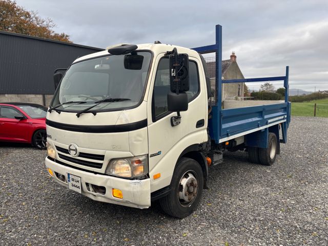 Image for 2012 Hino 300 300 Series 300 Series 815 2DR