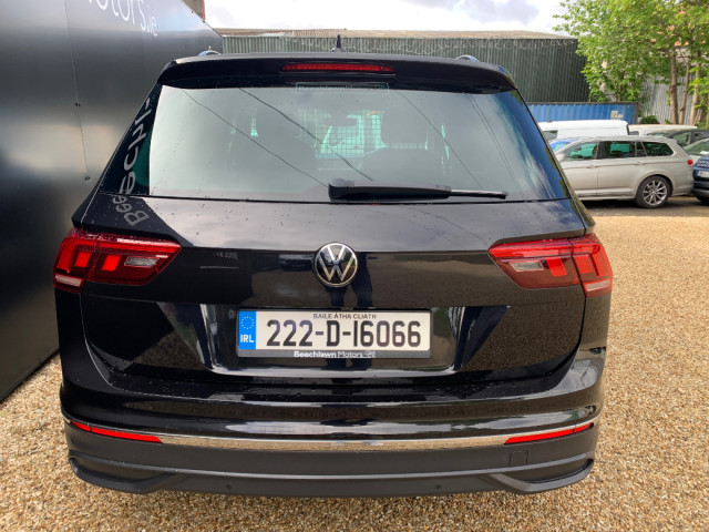 Image for 2022 Volkswagen Tiguan 2.0 TDI 122 BHP LIFE COMMERCIAL // PRICE EXCL. VAT // ONE OWNER // GREAT CONDITION // CRUISE, REVERSE CAMERA AND SAT NAV // 