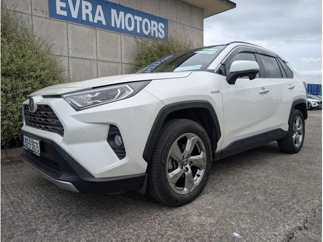 Image for 2019 Toyota Rav4 G 4WD HYBRID AUTOMATIC 2.5 PETROL //HIGH SPEC//LOW MILES//PANORAMIC GLASS ROOF//FULL LEATHER HEATED SEATS//HEATED STEERING WHEEL//REVERVSE CAMERA//KEYLESS ENTRY//ADAPTIVE CRUISE CONTROL// 