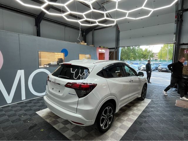Image for 2018 Honda Vezel 2018 HONDA VEZEL HYBRID Z SENSING 1.5 AUTOMATIC / CRUISE CONTROL / REVERSE CAMERA AND MORE