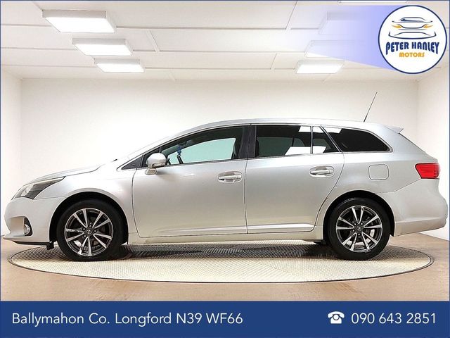 Image for 2014 Toyota Avensis D-4D 125 (2.0) Terra Saloon
