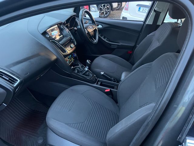 Image for 2015 Ford Focus 1.0 Titanium Ecoboost 125PS 5DR