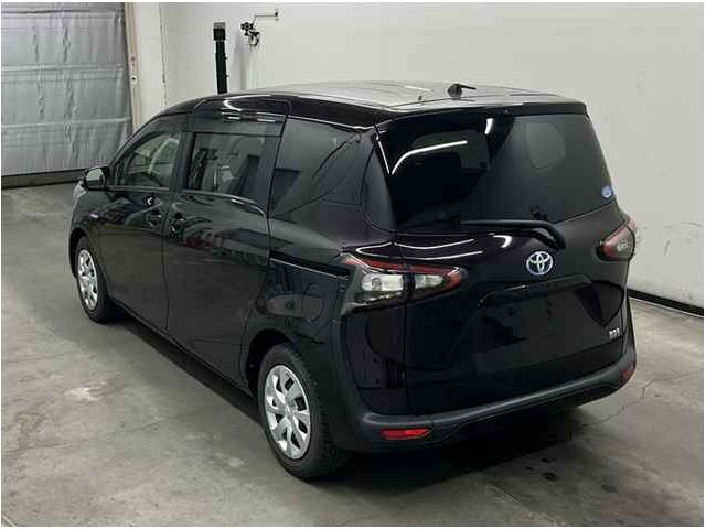 Image for 2018 Toyota Sienta 1.5 Petrol Auto
