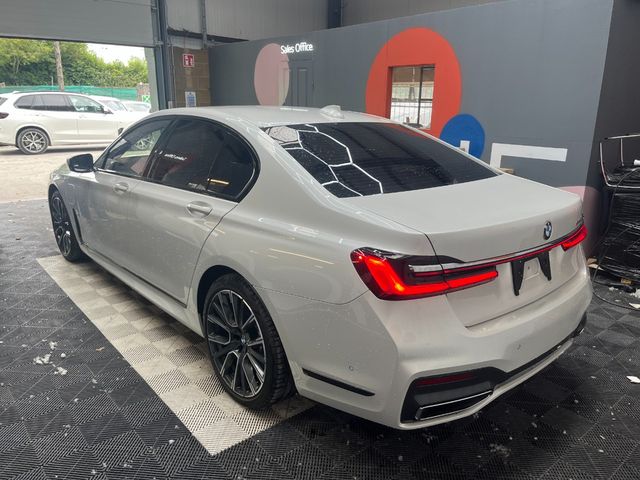 Image for 2019 BMW 7 Series 2019 BMW 745E M-SPORT 3.0 AUTOMATIC / CRUISE CONTROL / 360 CAMERA / ELECTRIC MEMORY & HEATED SEATS / PADDLE SHIFTERS / PANORAMIC SUNROOF / AMBIENT LIGHTS AND MORE