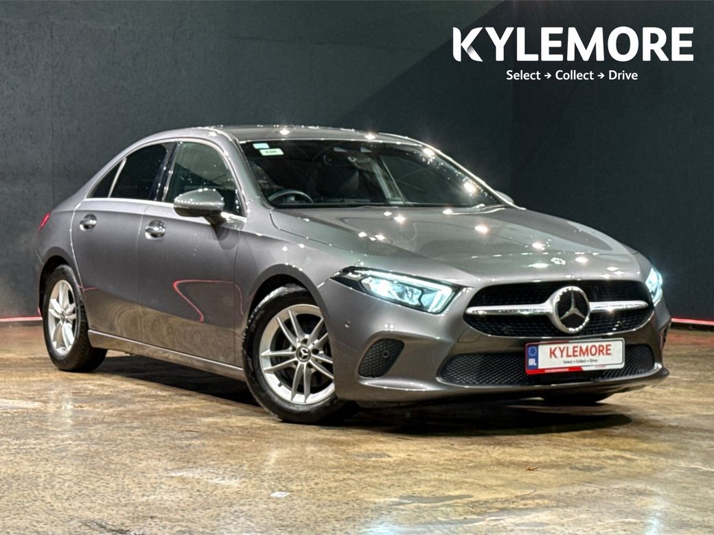 Image for 2020 Mercedes-Benz A Class SALOON - STYLE EDITION - BLACK HALF LEATHER HEATED ELECTRIC SEATS - FACTORY ALLOYS - CRUISE CONTROL - REVERSE CAMERA