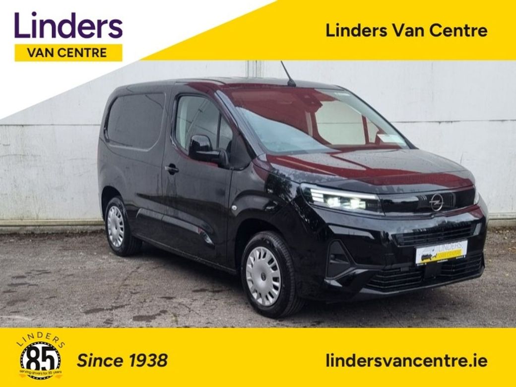 Image for 2024 Opel Combo MWB SPORTIVE 242 0KMS DEMO 