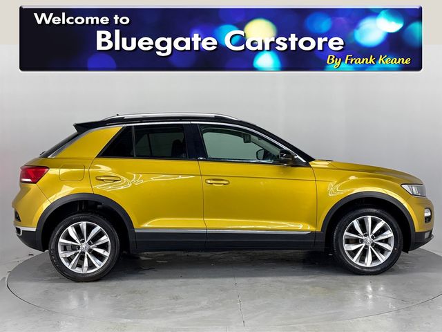 Image for 2018 Volkswagen T-Roc DESIGN 1.0 TSI MANUAL**PANORAMIC SUNROOF**TOUCH SCREEN MEDIA DISPLAY**REVERSE CAMERA**PARKING SENSORS**APPLE CARPLAY**DUAL CLIMATE CONTROL**MULTIFUNCTIONAL STEERING WHEEL**FINANCE AVAILABLE**