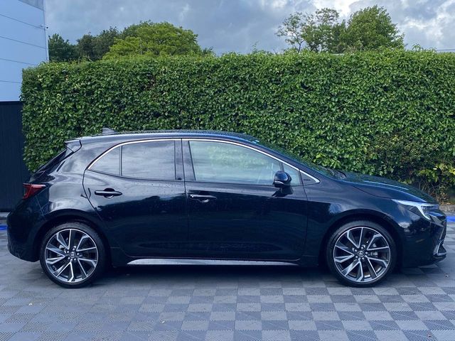 Image for 2025 Toyota Corolla GZ SPORT 1.8 HYBRID AUTO // DIGITAL CLUSTER // VERY LOW MILEAGE // 18" DIAMOND CUT ALLOYS