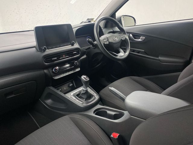Image for 2021 Hyundai Kona Executive 1.6D MHEV Manual
