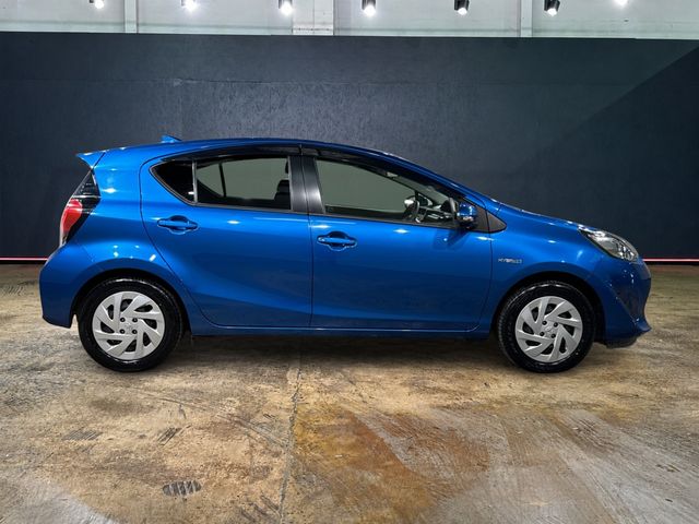 Image for 2019 Toyota Aqua 1.5 HYBRID S MODEL - TOYOTA SAFETY SENSE - REAR CAMERA