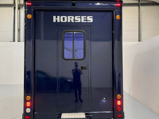 Image for 2019 Peugeot Boxer Fresh Conversion Horsebox
