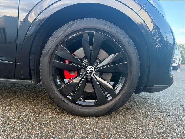 Image for 2023 Volkswagen ID.5 TECH 77kWh 174HP