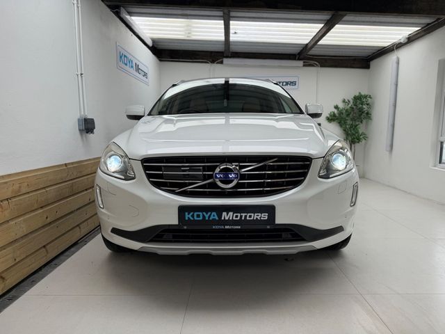 Image for 2017 Volvo XC60 2.0 D4 SE LUXURY PLUS 190 BHP DIESEL AUTOMATIC // *PAN ROOF* // FULL HEATED LEATHER // REVERSING CAMERA // CRUISE CONTROL // LANE ASSIST // COLLISION WARNING SYSTEM // UPGRADED SPORT ALLOYS