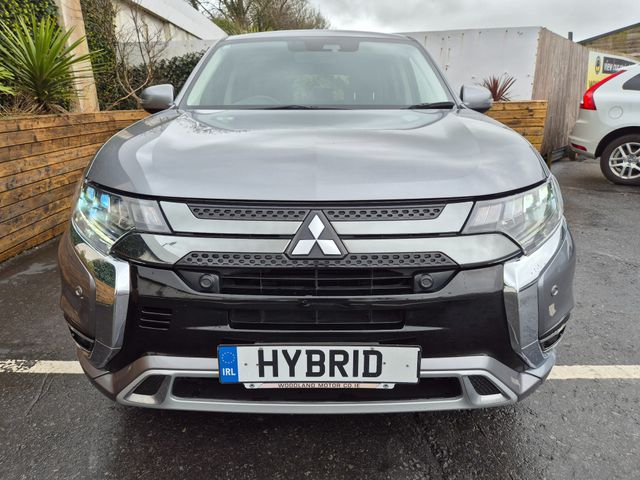 Image for 2020 Mitsubishi Outlander 2.4 PHEV / INTENSE SAFETY PACK / HIGH SPEC / TAX €160 (202 REG)