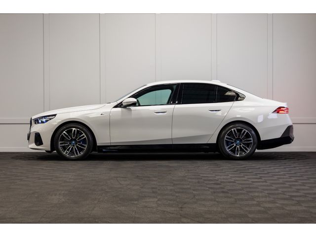 Image for 2024 BMW i5 eDrive40 M-Sport